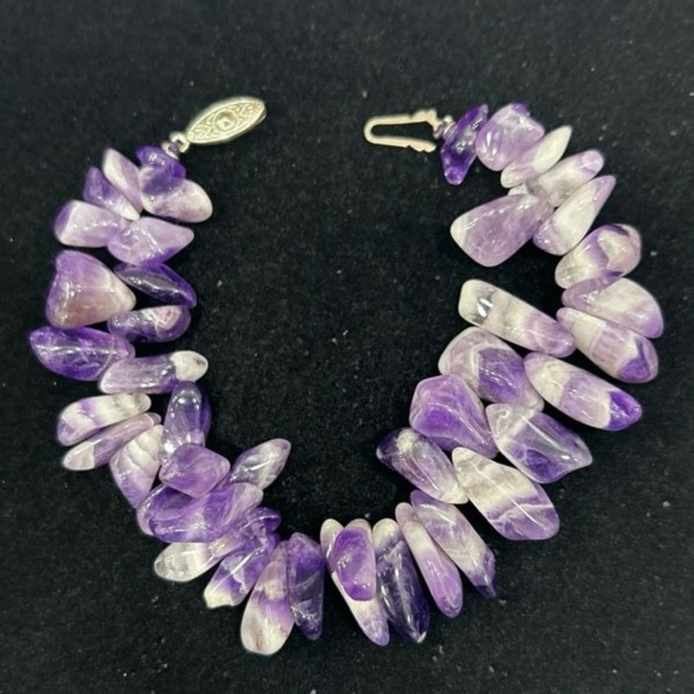 Vintage Amethyst
Bracelet Women's 8"
Purple Chip Semiprecious Stone